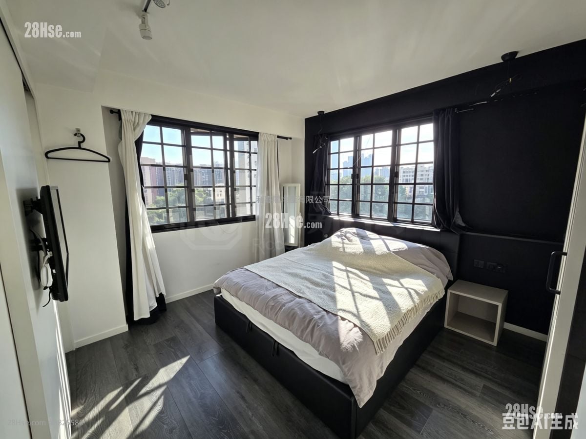 嘉輝台 售盤 2 房 1,013 平方呎