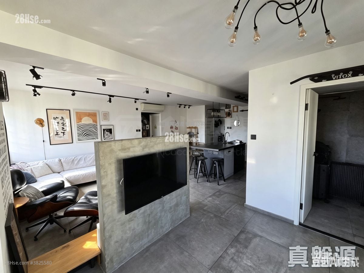 嘉輝台 售盤 2 房 1,013 平方呎