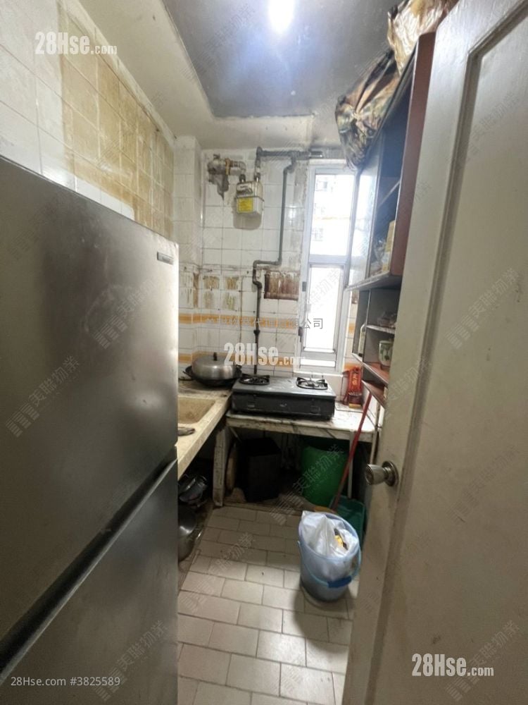 綠楊新邨 售盤 3 房 582 平方呎