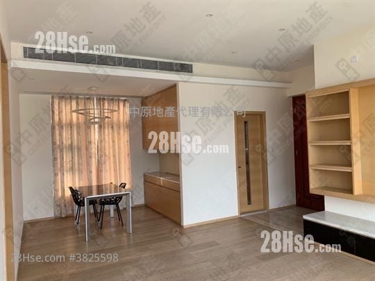 晋名峰 售盘 4 房 1,322 平方尺