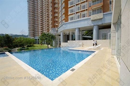 晋名峰 售盘 4 房 1,322 平方尺