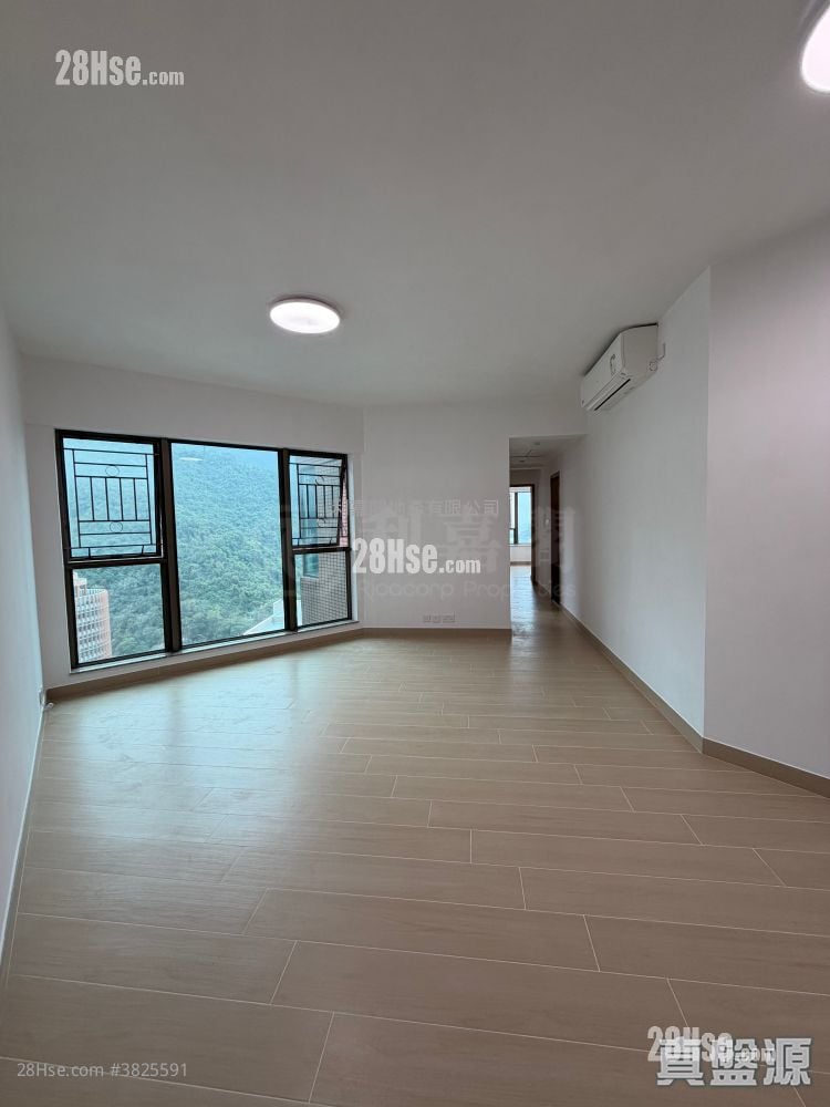 宝翠园 售盘 3 房 898 平方尺