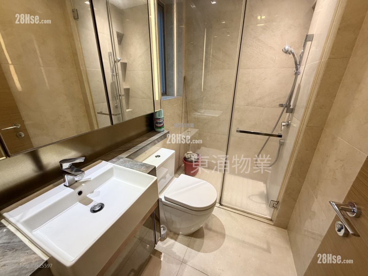 Century Link Rental 2 Bedrooms , 1 Bathroom 484 ft²