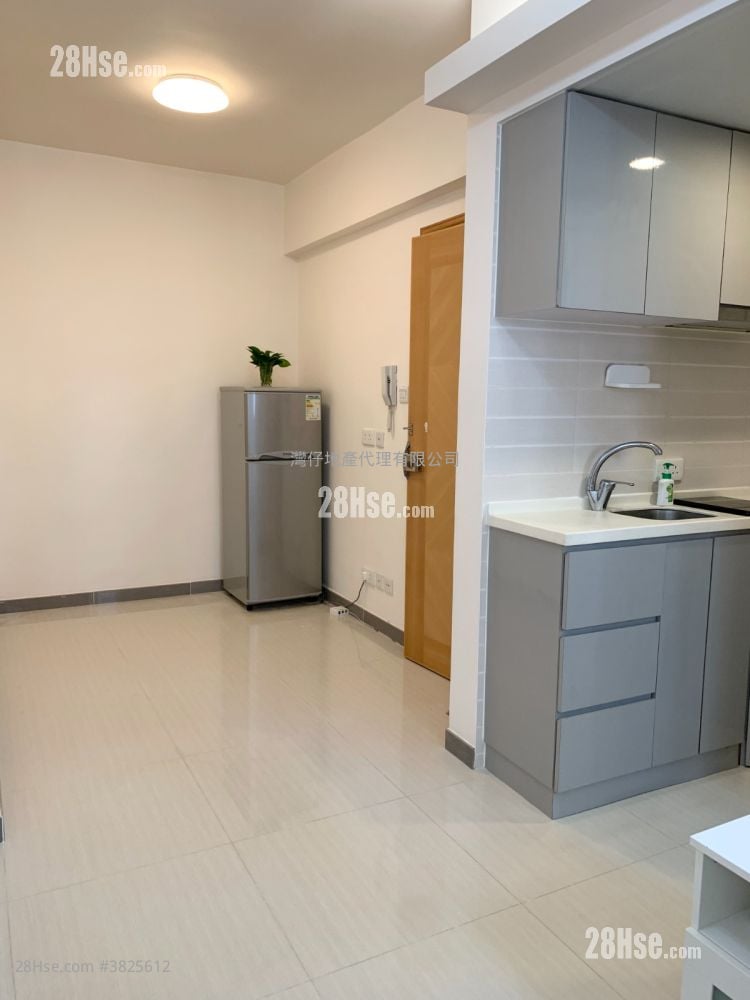 莊士頓大樓 租盤 2 房 , 1 浴室 338 平方呎