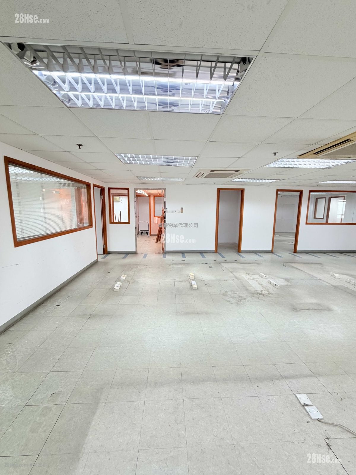 嘉圖工廠大廈 租盤 5+ 房 , 2 廁所 2,850 平方呎