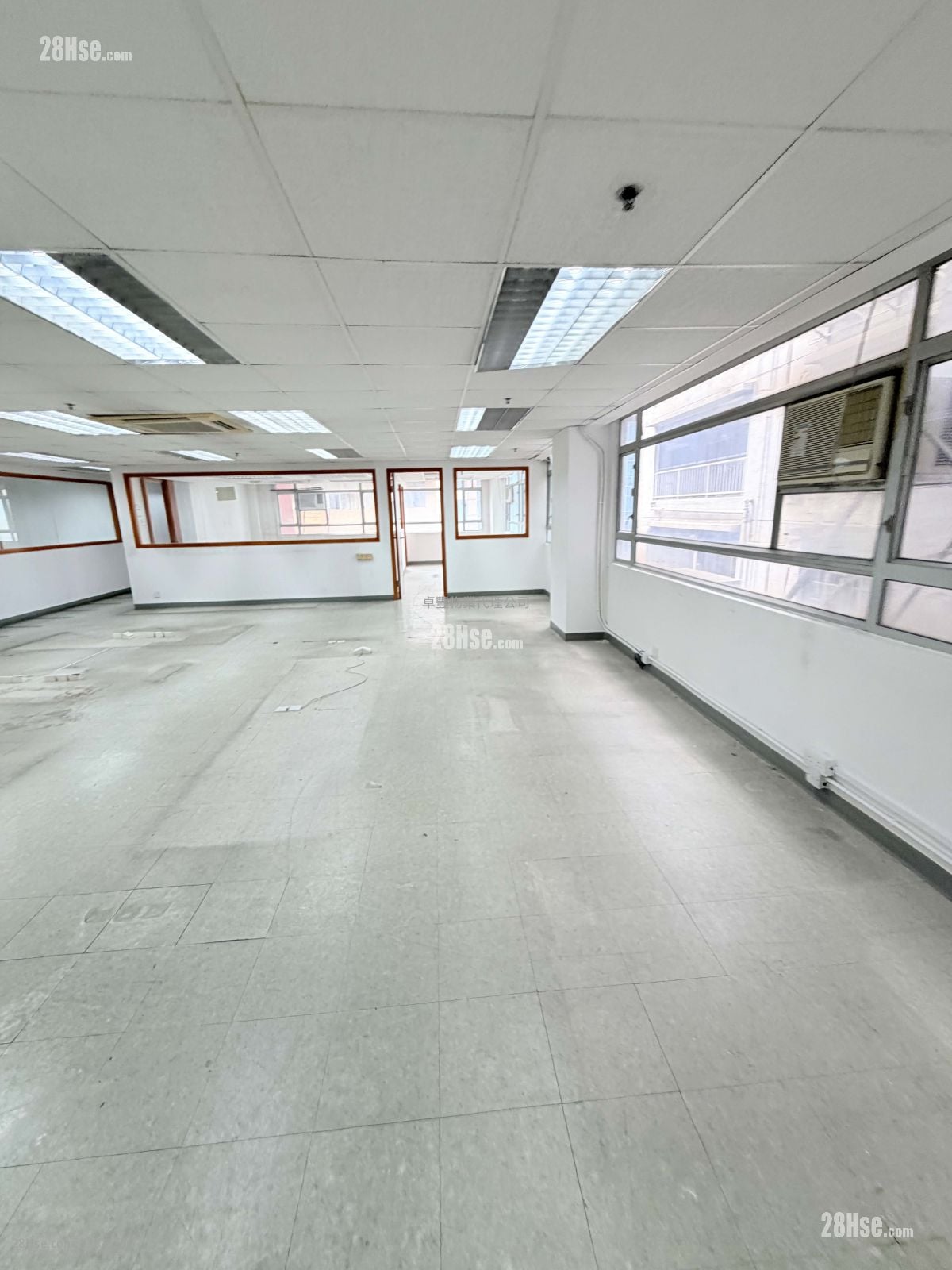 嘉圖工廠大廈 租盤 5+ 房 , 2 廁所 2,850 平方呎