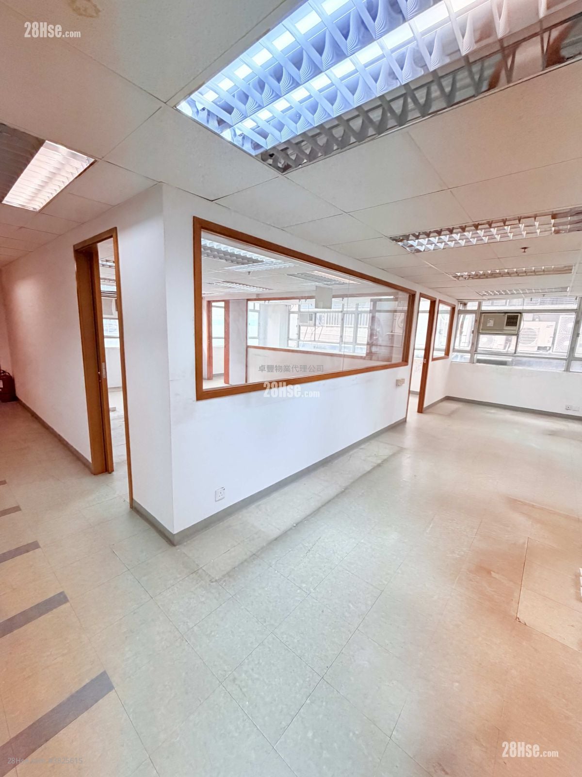 嘉圖工廠大廈 租盤 5+ 房 , 2 廁所 2,850 平方呎