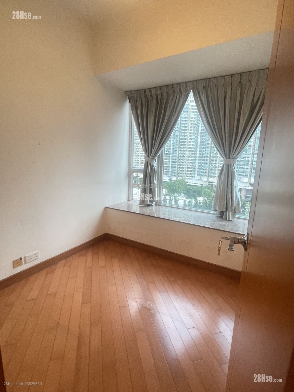 藍天海岸 售盤 2 房 548 平方呎