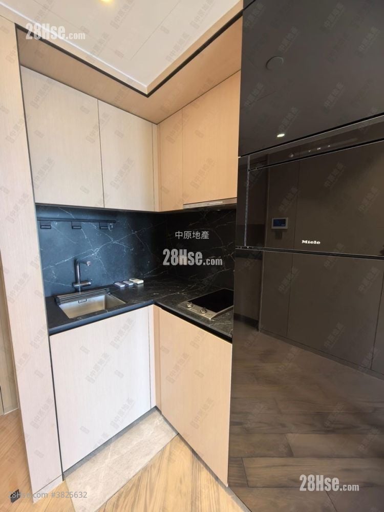 The Arles Sell 1 Bedroom 349 ft²