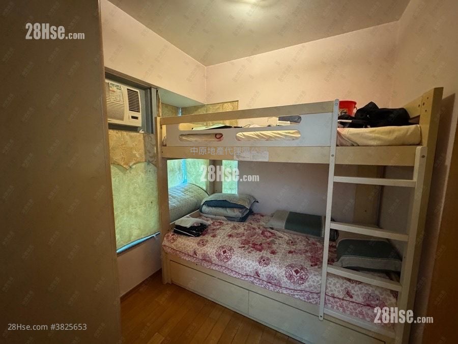 Seaview Crescent Sell 2 Bedrooms 568 ft²