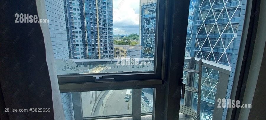 朗屏8号 售盘 3 房 599 平方尺