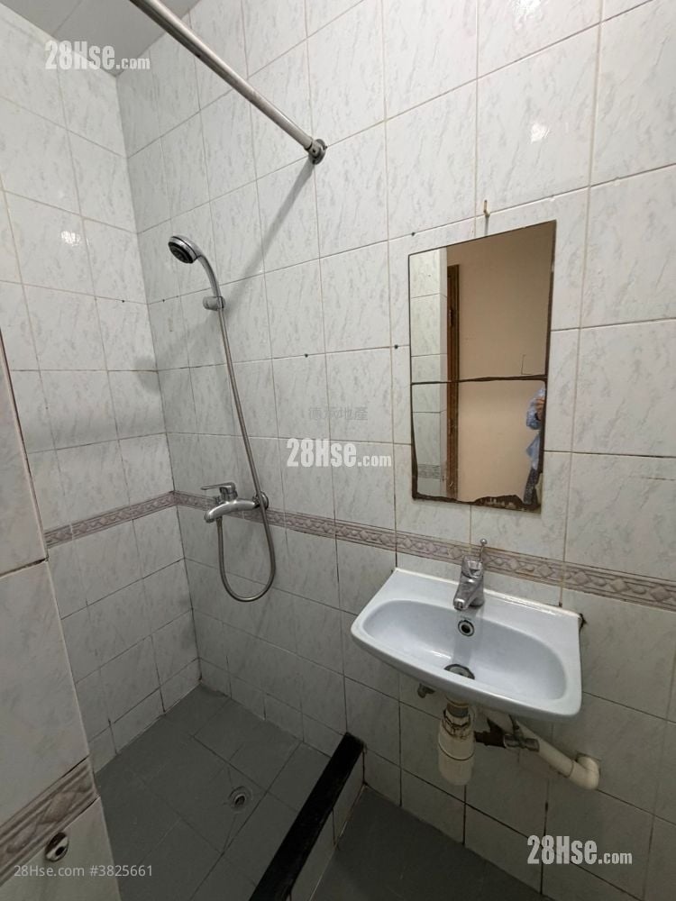 村屋 租盤 1 房 , 1 浴室 408 平方呎