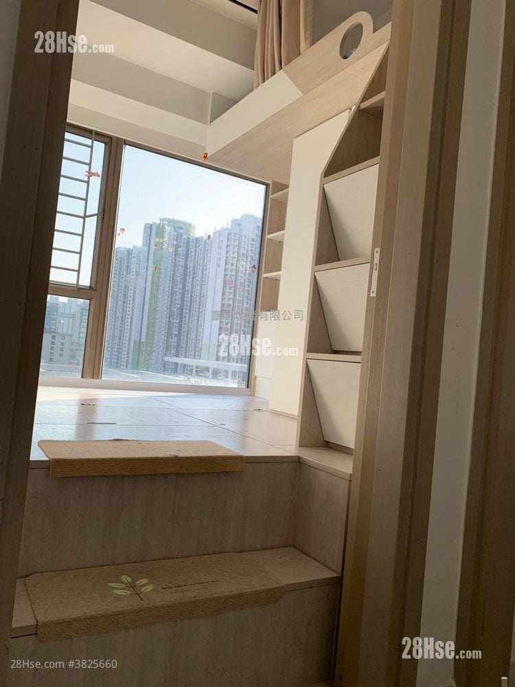 Residence 228 Sell 2 Bedrooms , 1 Bathroom 433 ft²