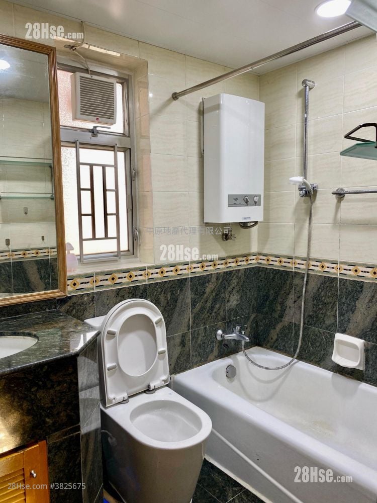 Discovery Park Rental 3 Bedrooms , 2 Bathrooms 653 ft²