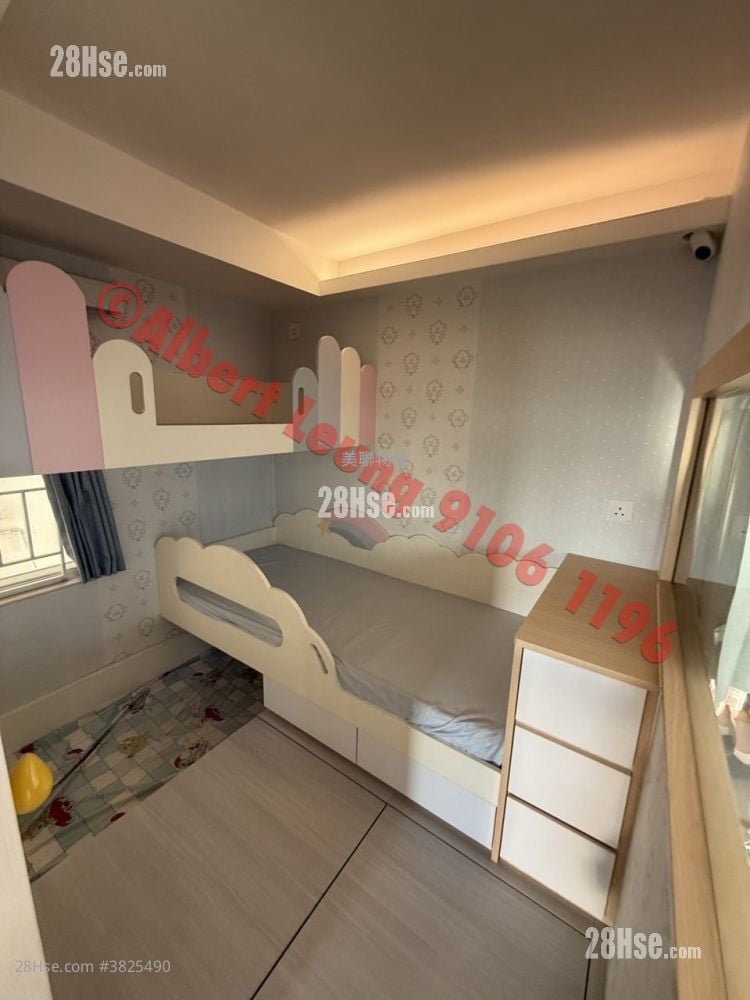 Hilton Plaza Sell 2 Bedrooms , 1 Bathroom 412 ft²