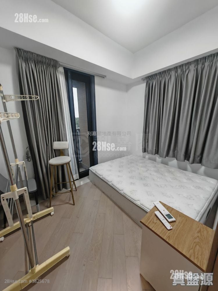 Wetland Seasons Bay Rental 512 ft²