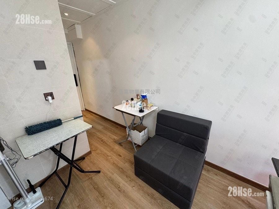 Chung Hing Mansion Rental Studio , 1 Bathroom 225 ft²