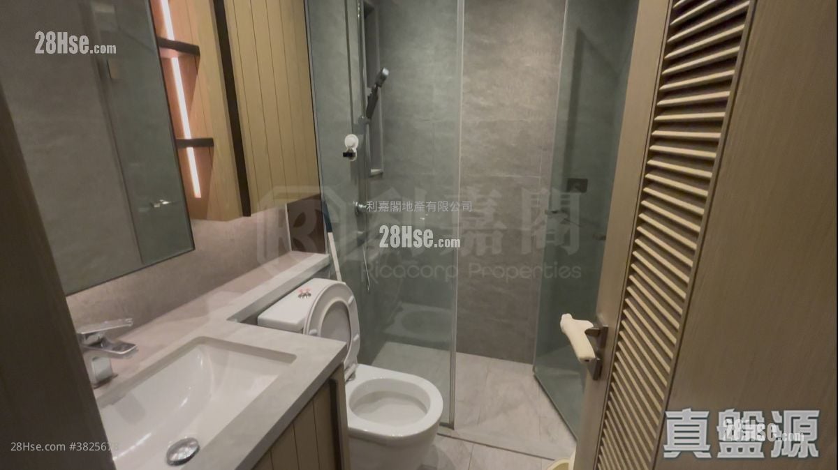 Wetland Seasons Bay Rental 512 ft²