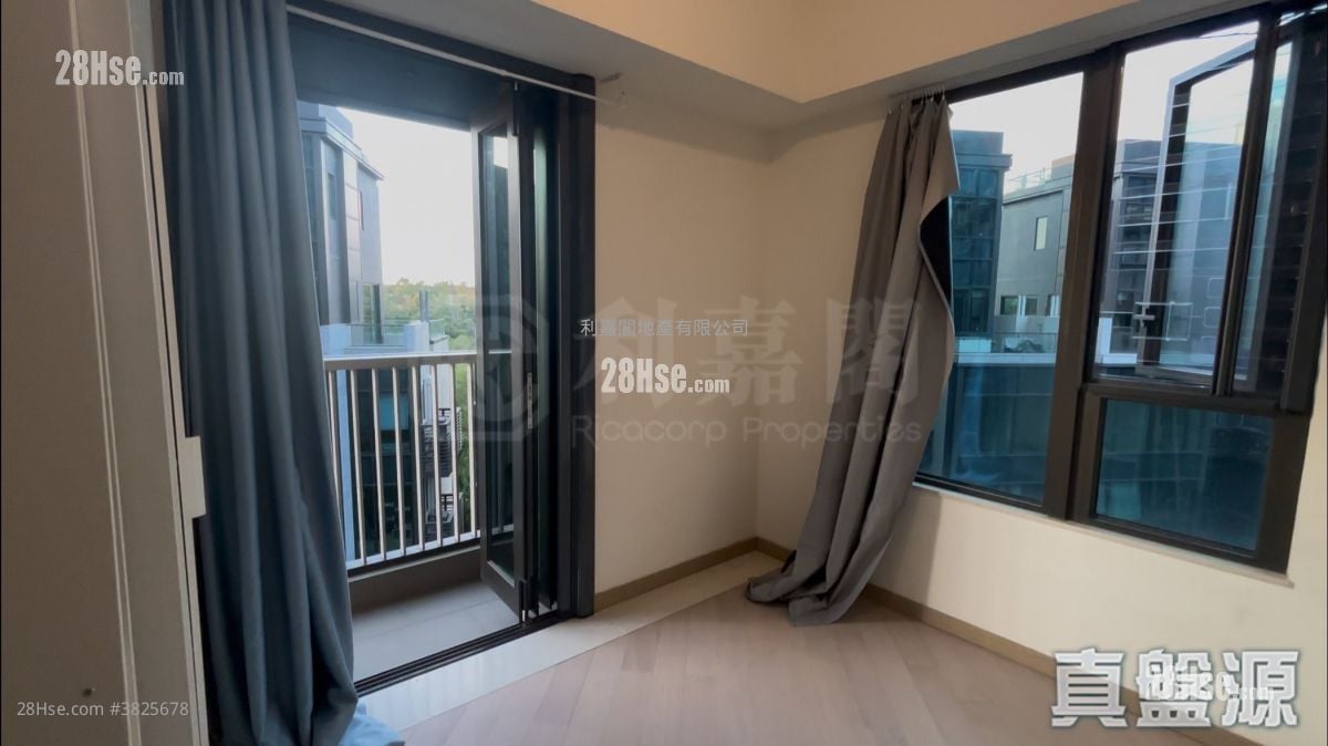 Wetland Seasons Bay Rental 512 ft²