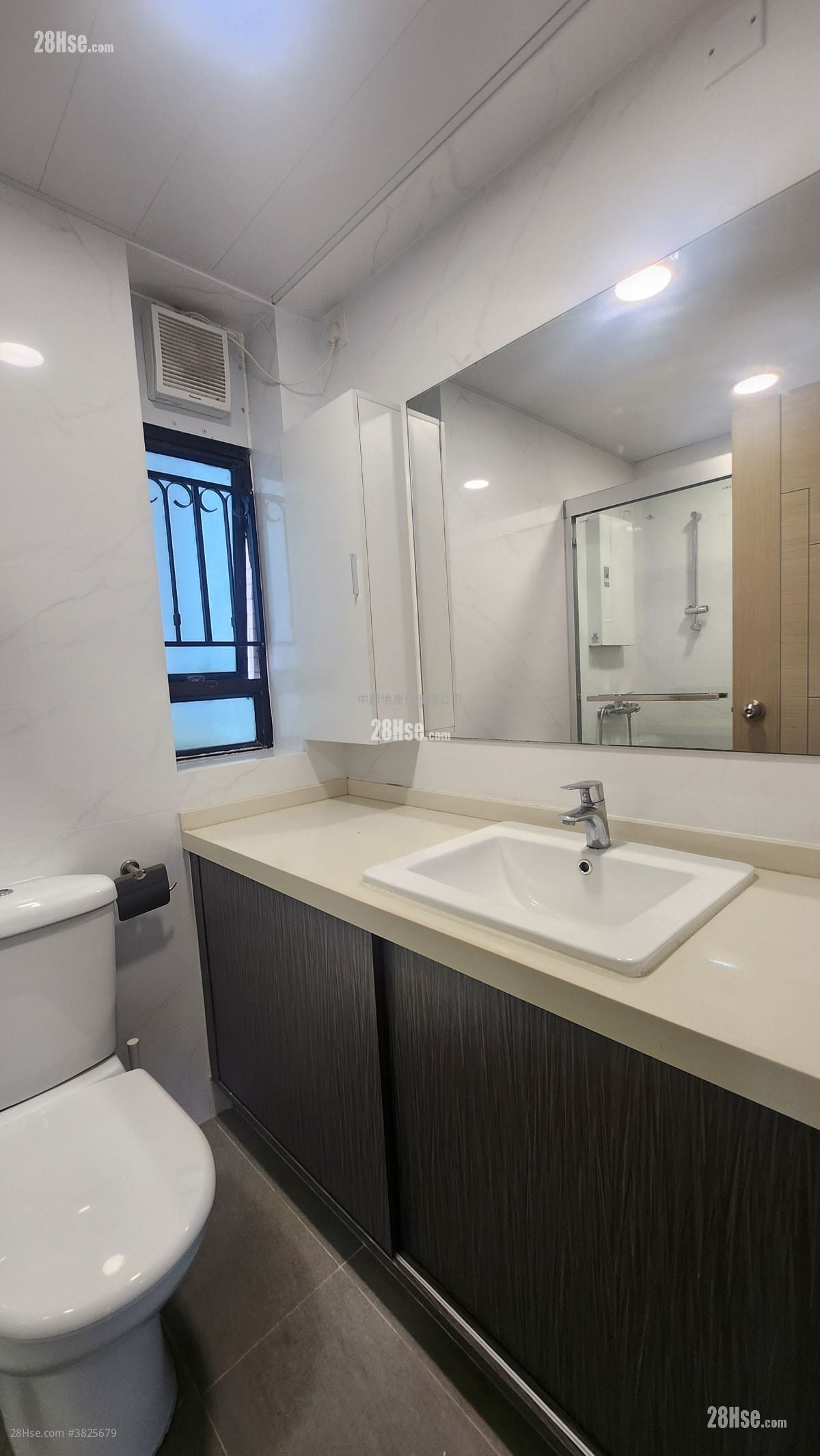 骏景园 售盘 3 房 , 2 浴室 958 平方尺