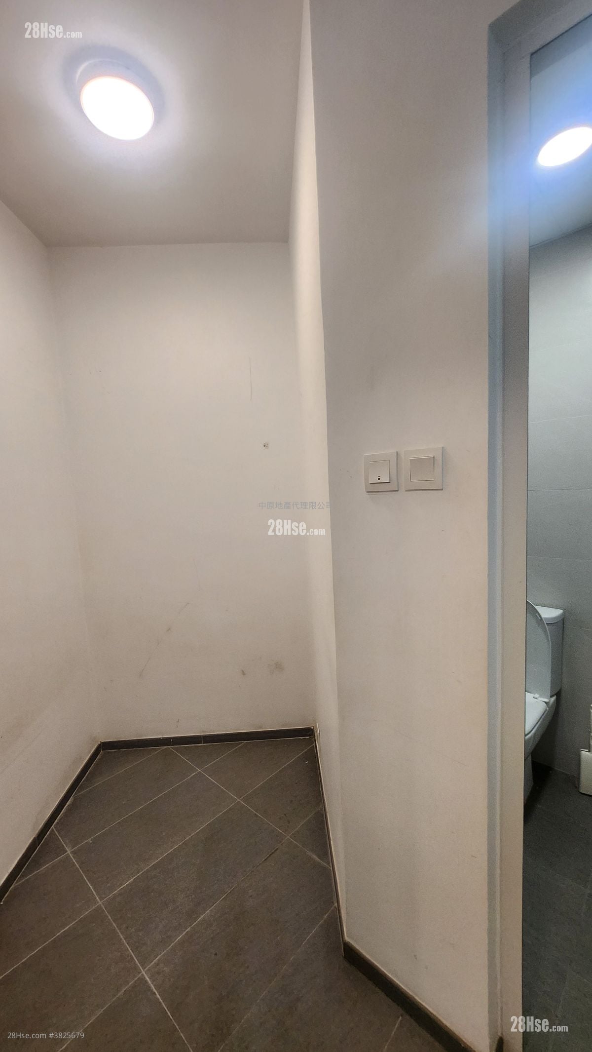 骏景园 售盘 3 房 , 2 浴室 958 平方尺