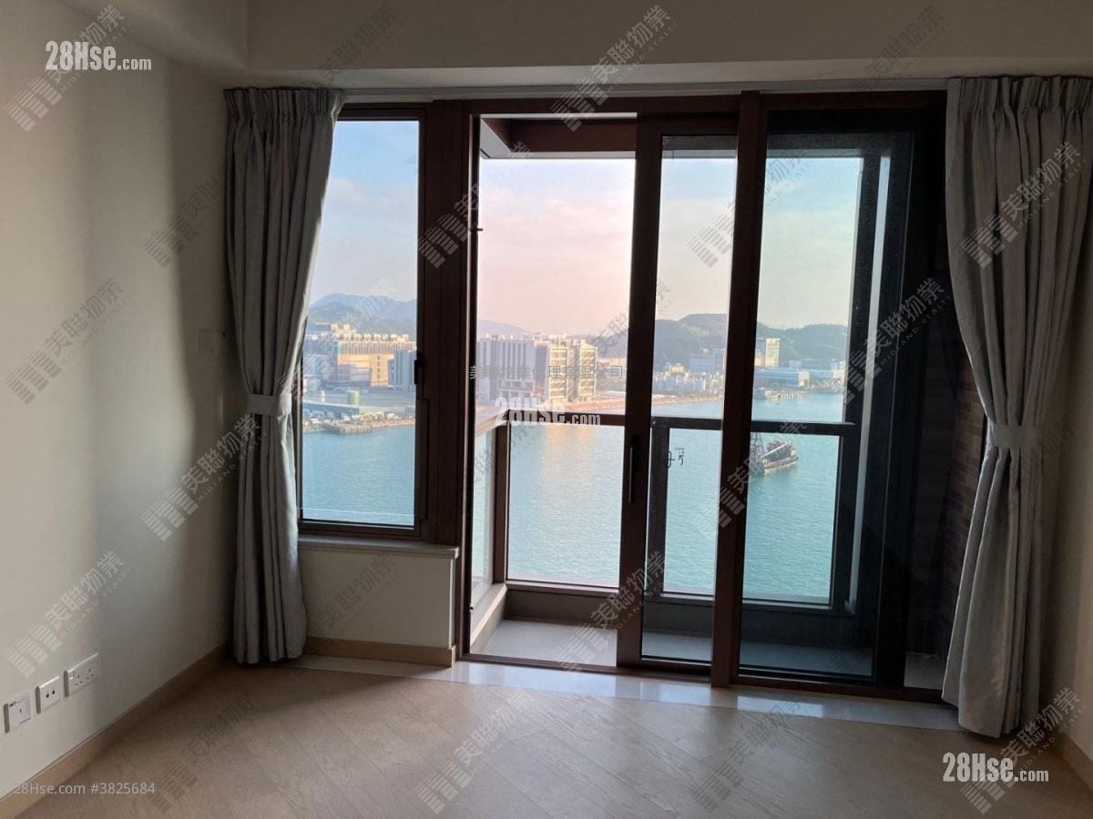 Lp10 Rental 3 Bedrooms , 2 Bathrooms 880 ft²