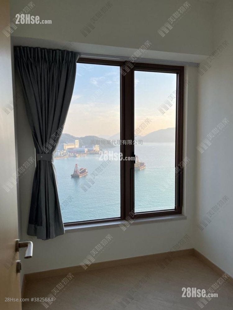 Lp10 Rental 3 Bedrooms , 2 Bathrooms 880 ft²