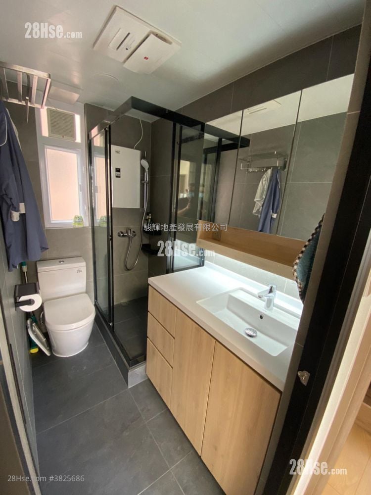 海昇大廈 售盤 1 房 , 1 浴室 319 平方呎