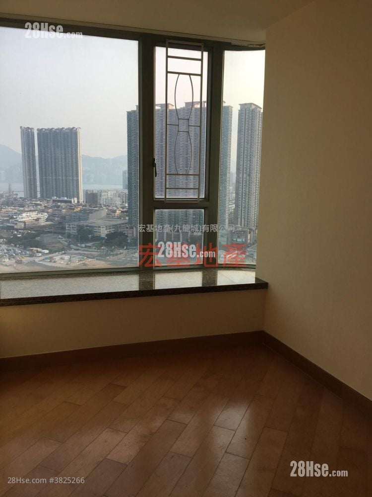 Prince Ritz Sell 2 Bedrooms , 1 Bathroom 546 ft²