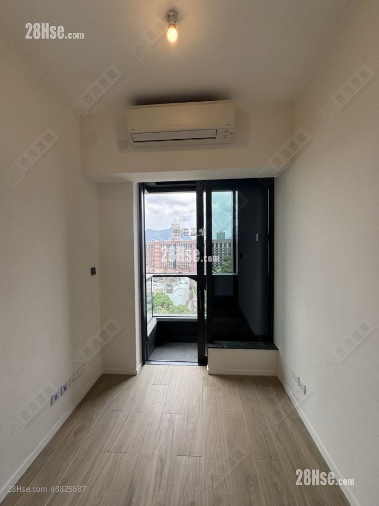 Elize Park Rental 2 Bedrooms , 1 Bathroom 341 ft²