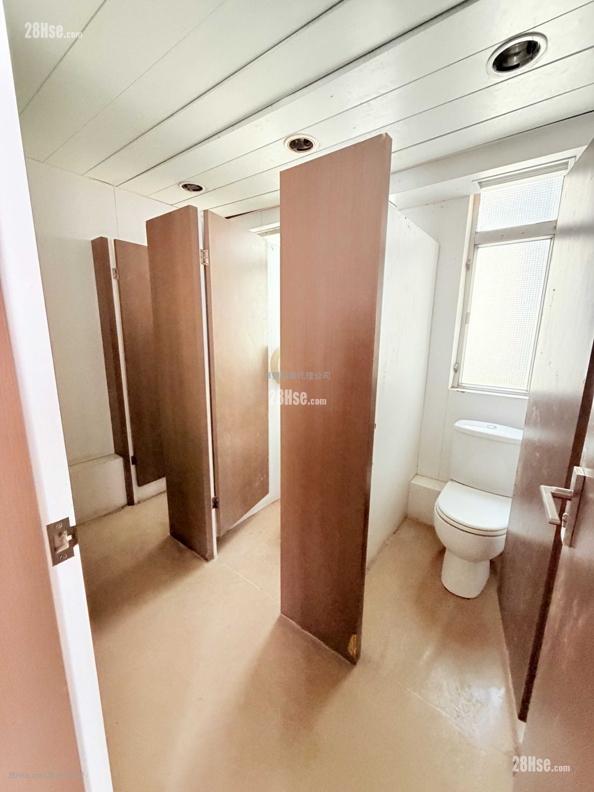 志興昌工業大廈 租盤 開放式間隔 , 2 廁所 3,720 平方呎