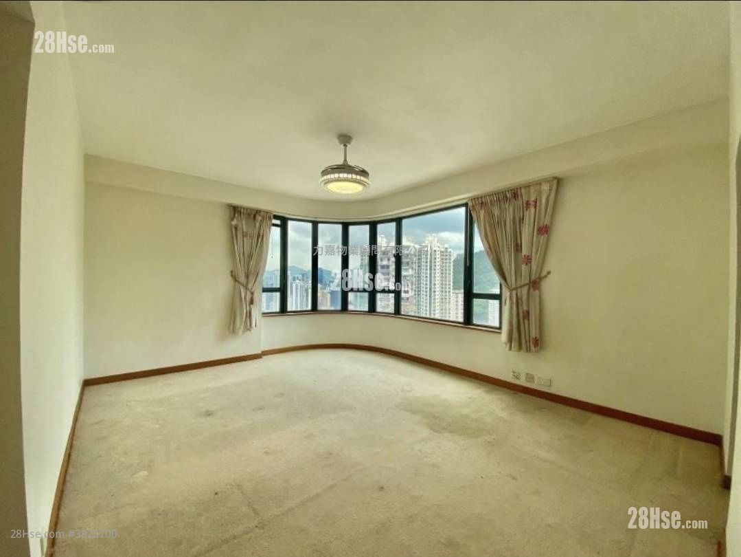 怡晴轩 售盘 4 房 , 5+ 浴室 1,841 平方尺