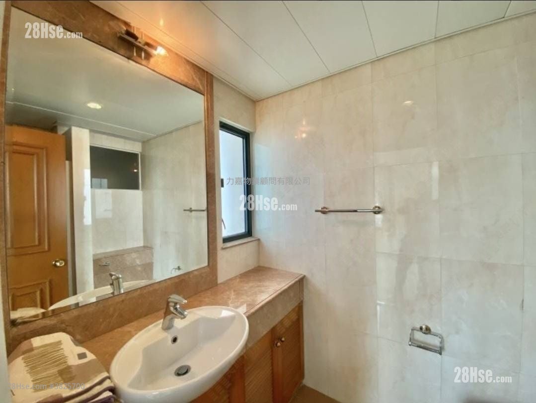 怡晴轩 售盘 4 房 , 5+ 浴室 1,841 平方尺