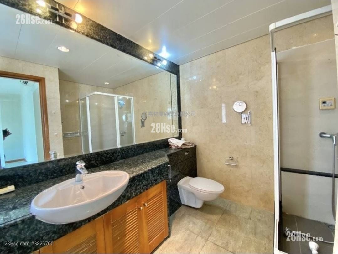 怡晴轩 售盘 4 房 , 5+ 浴室 1,841 平方尺