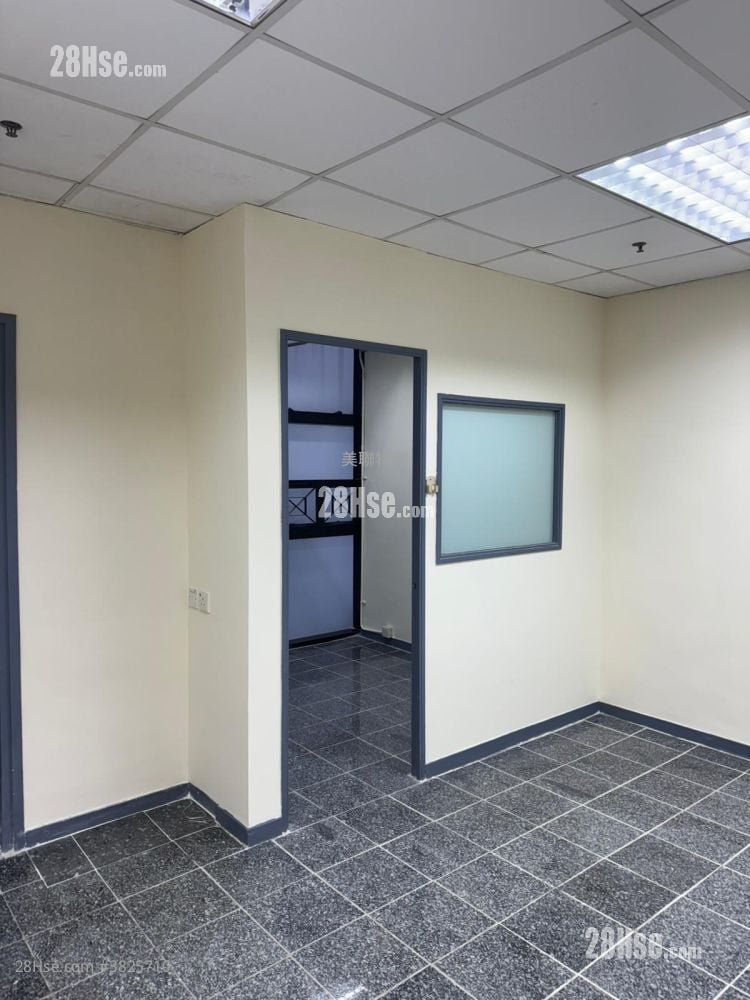 新贸中心 租盘 1 房 , 1 厕所