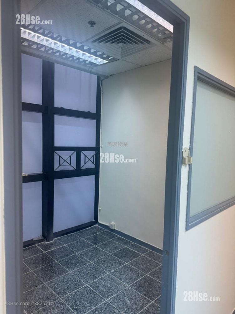 新贸中心 租盘 1 房 , 1 厕所