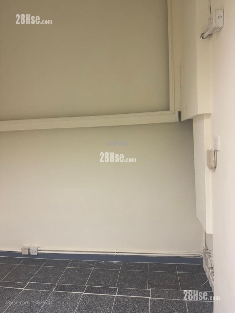 新贸中心 租盘 1 房 , 1 厕所