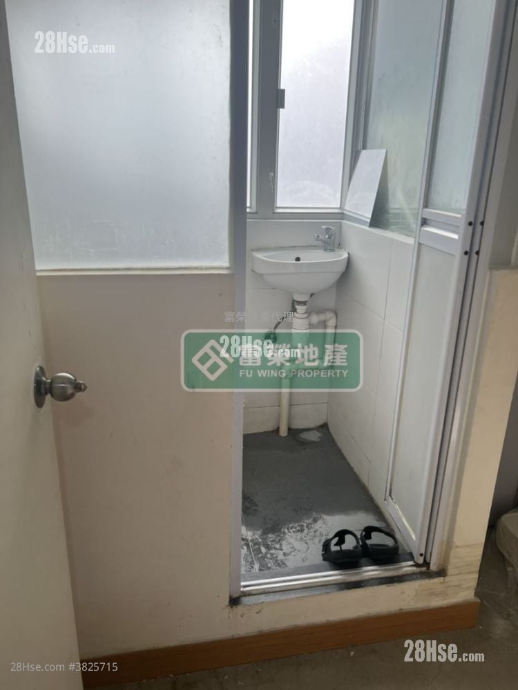 荣华大楼 售盘 5+ 房 , 5+ 浴室 833 平方尺