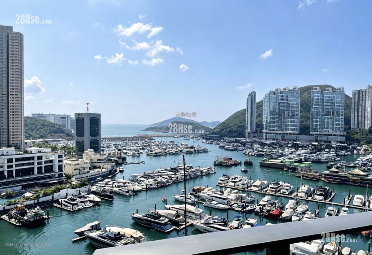 Marinella Sell 2 Bedrooms , 2 Bathrooms 915 ft²