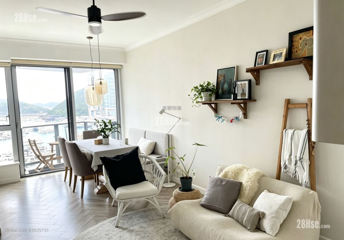 Marinella Sell 2 Bedrooms , 2 Bathrooms 915 ft²