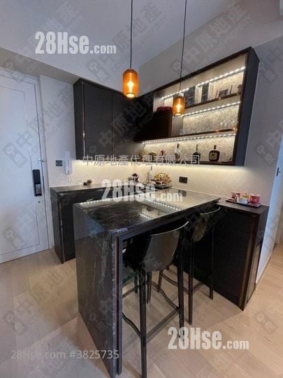 Monterey Sell 2 Bedrooms , 1 Bathroom 523 ft²