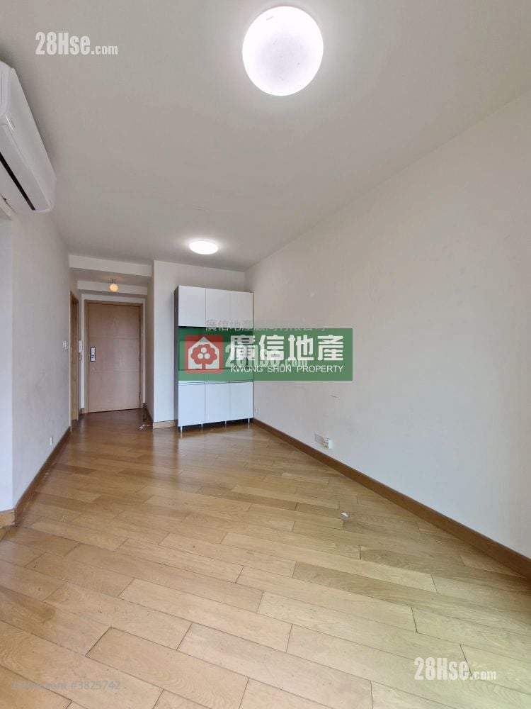 Harbour Green Rental 2 Bedrooms , 1 Bathroom 478 ft²