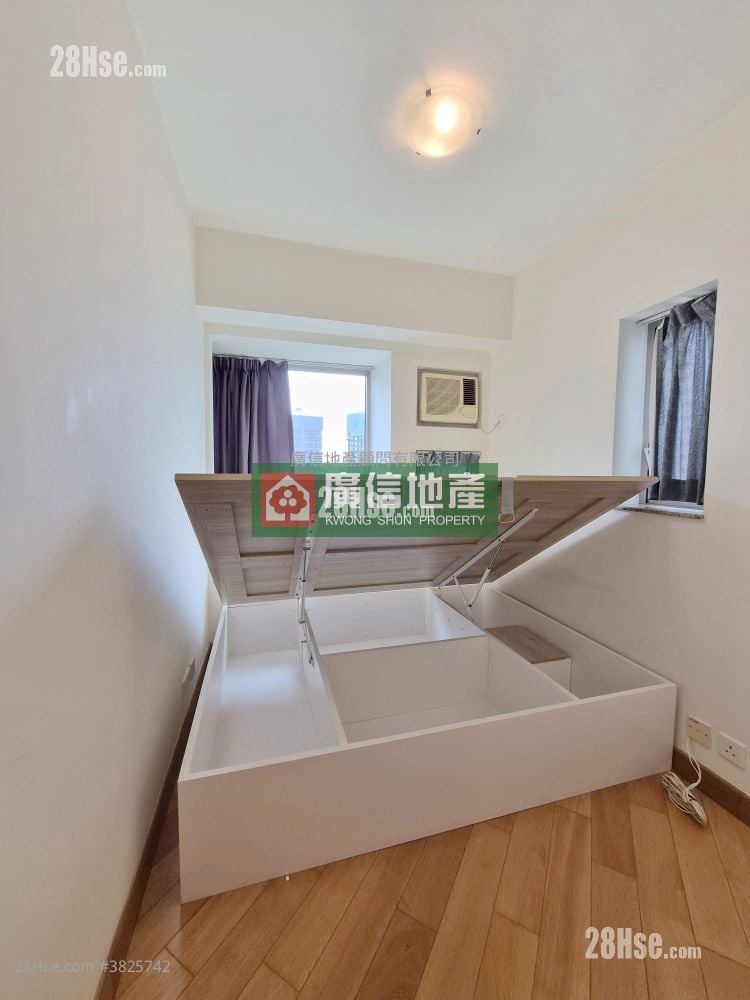 Harbour Green Rental 2 Bedrooms , 1 Bathroom 478 ft²