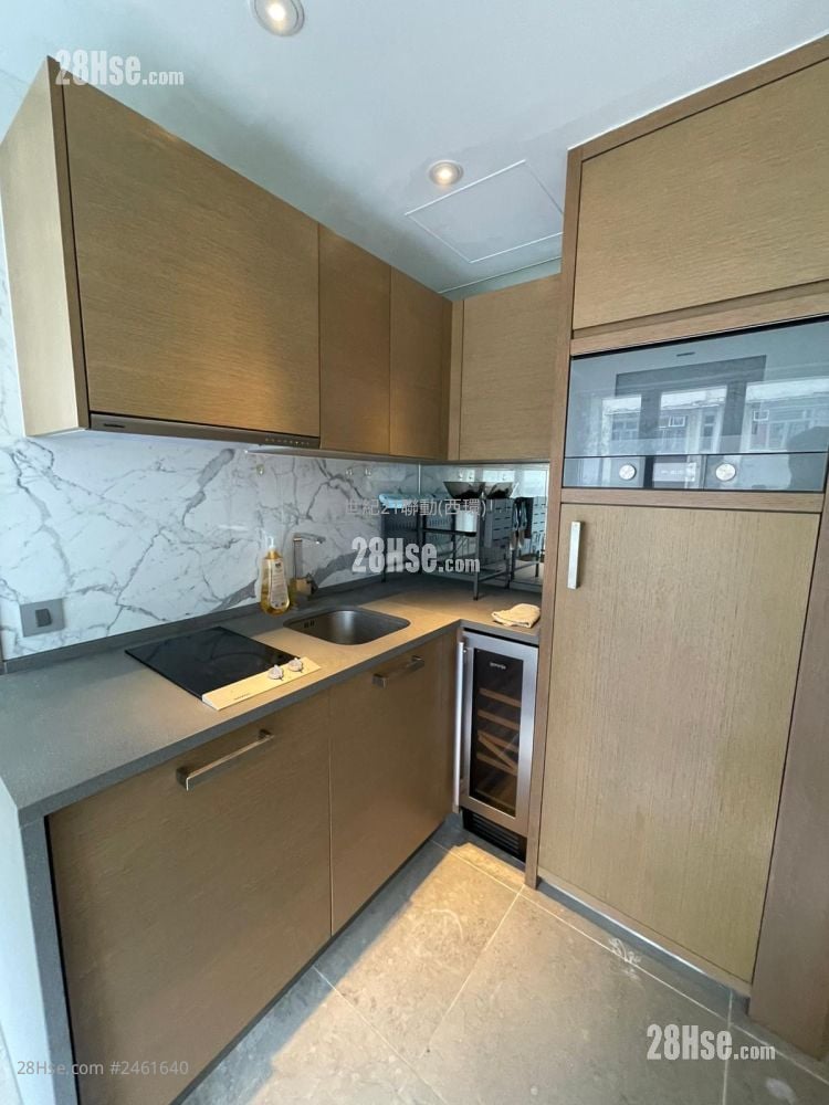 Eight South Lane Sell 1 Bedroom , 1 Bathroom 315 ft²