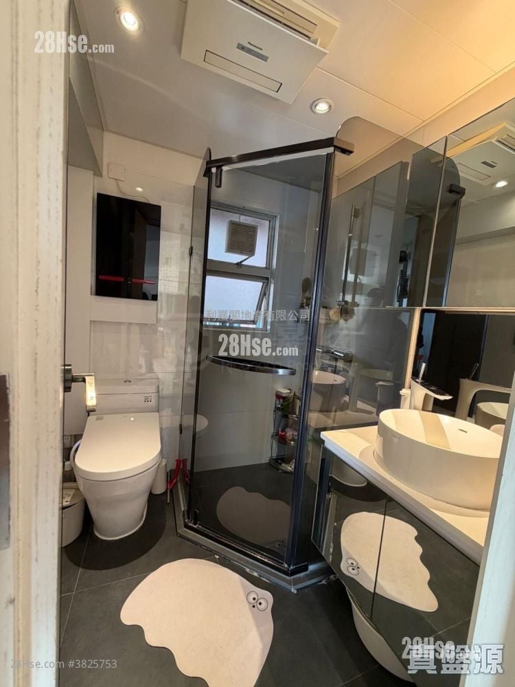 宝马山花园 售盘 3 房 920 平方尺