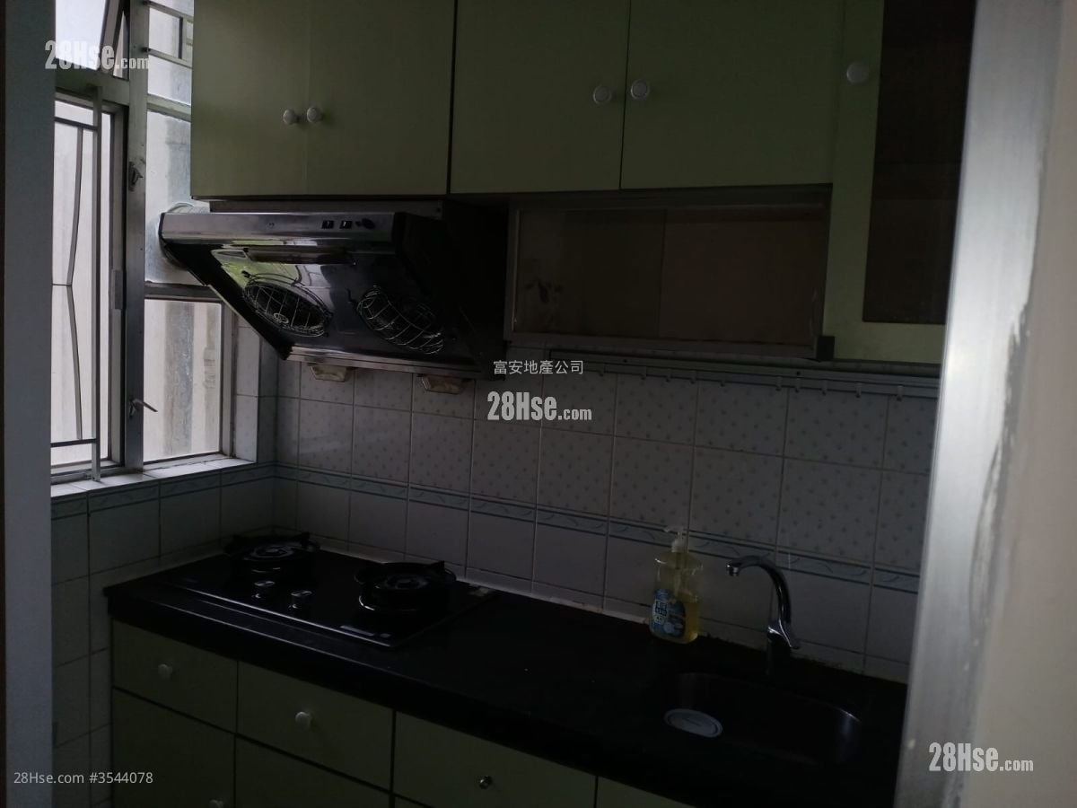 曉麗苑 租盤 3 房 , 1 浴室 436 平方呎