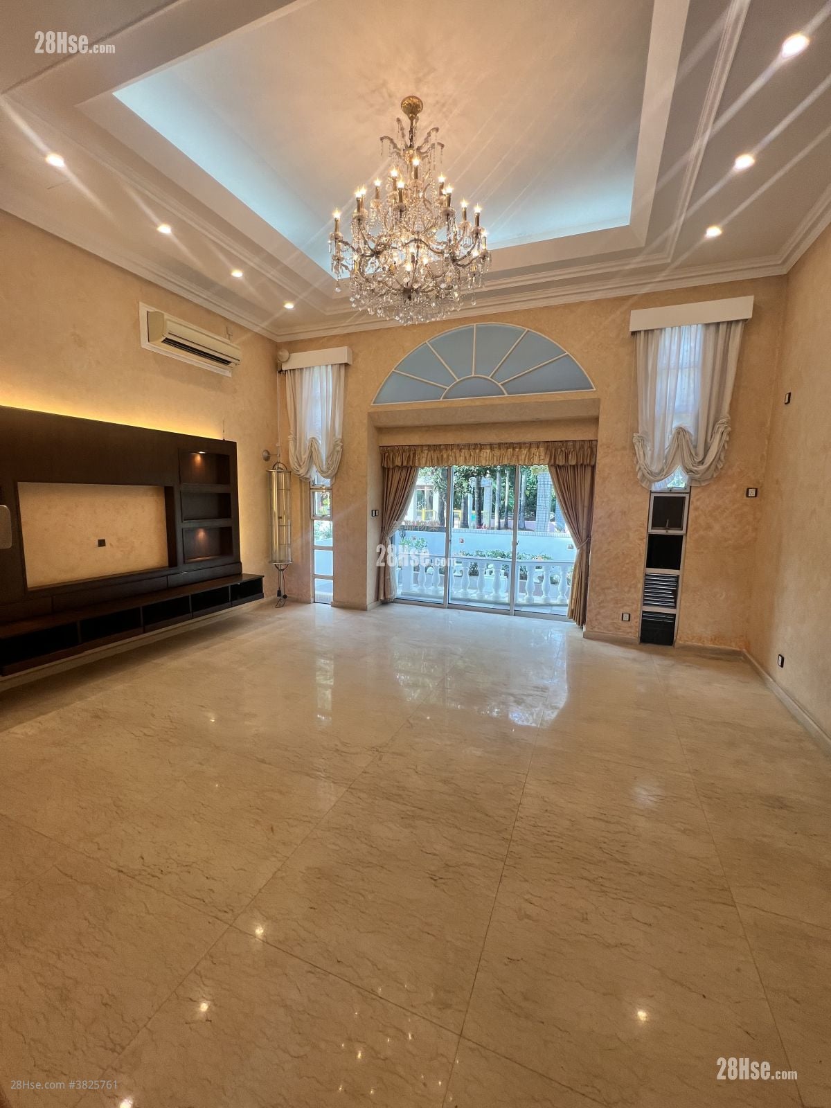 加州豪园 租盘 3 房 1,713 平方尺