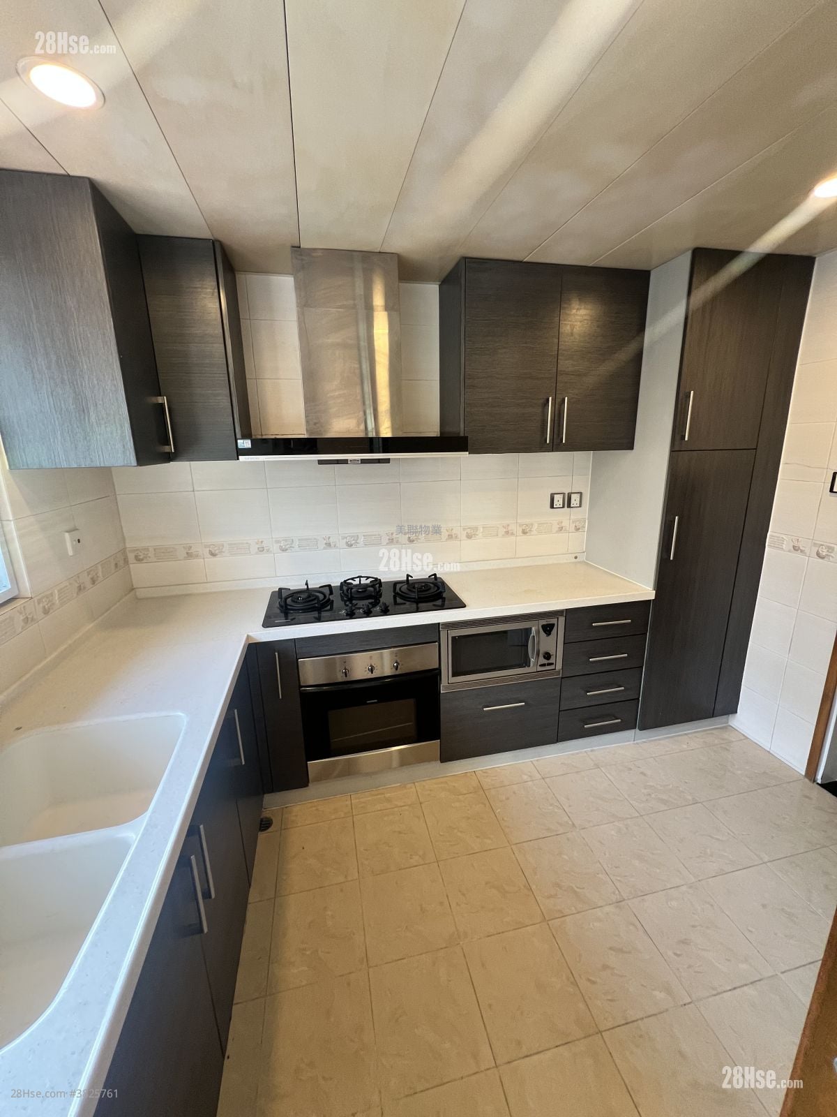 加州豪园 租盘 3 房 1,713 平方尺