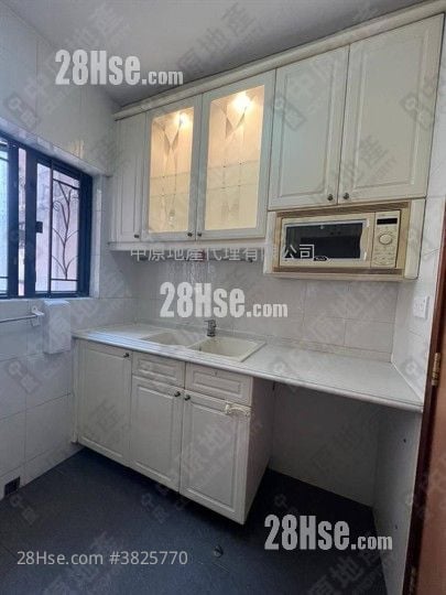 卓尔居 售盘 3 房 , 2 浴室 679 平方尺