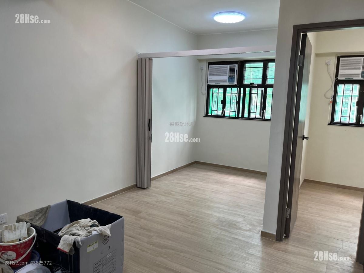 鴻利大廈 租盤 1 浴室 286 平方呎